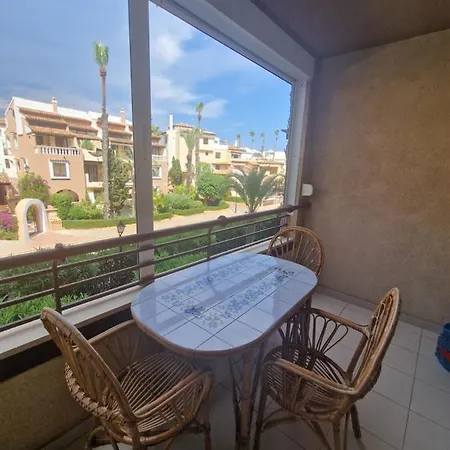 Apartment First Line Sea *