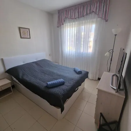 First Line Sea Apartment *